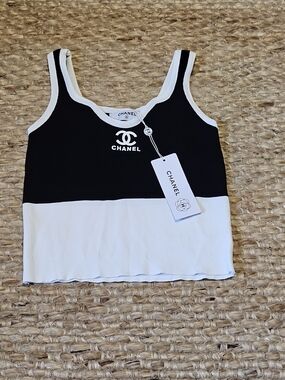 NEW - CHANEL Black and White Colorblock Crop Tank ~ Sz XXS
